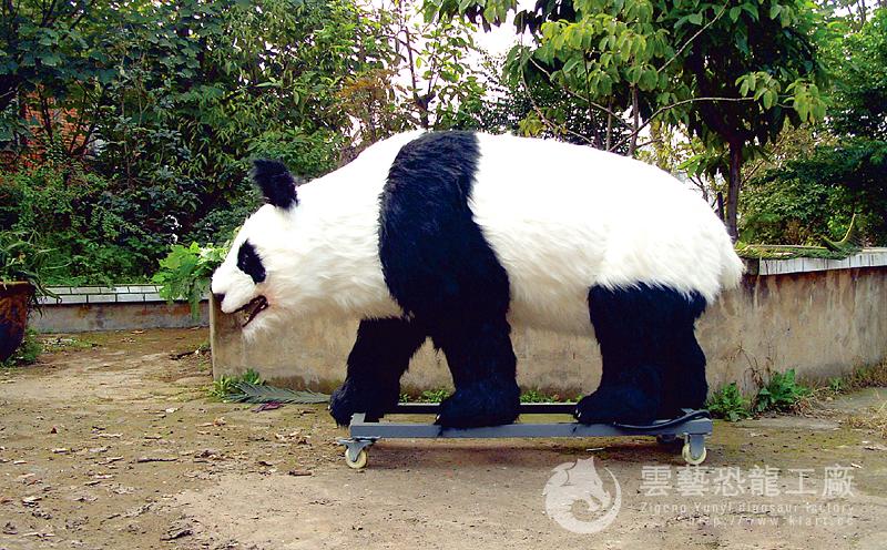 仿真动物熊猫