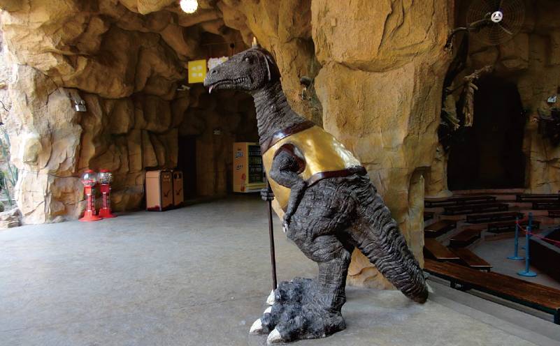 恐龙帝国雕塑